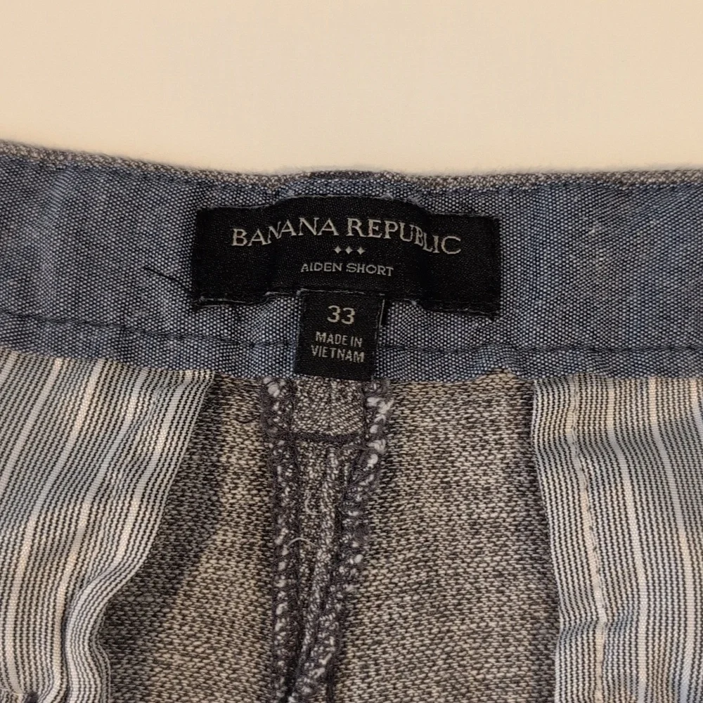 Banana Republic Men's 33 x 8.5 Linen Cotton Blend Aiden Short